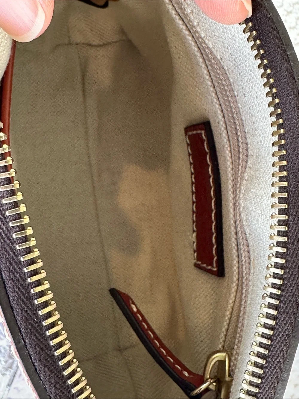 NWOT Dooney & Bourke Selleria Italian Leather Mini Domed Crossbody Tan J16990845